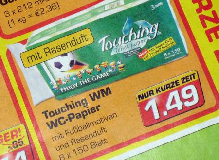 Toilettenpapier mit Rasenduft zur WM