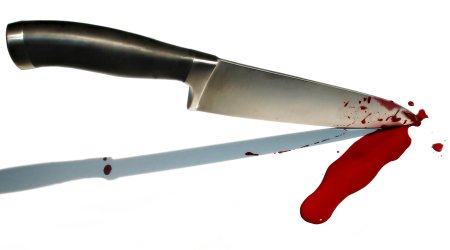 Messer mit Blut.jpg